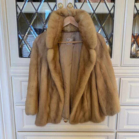 Med / Large Vintage Blonde Mink Fur Coat with Pleated Satin Lining - Picture 3 of 16
